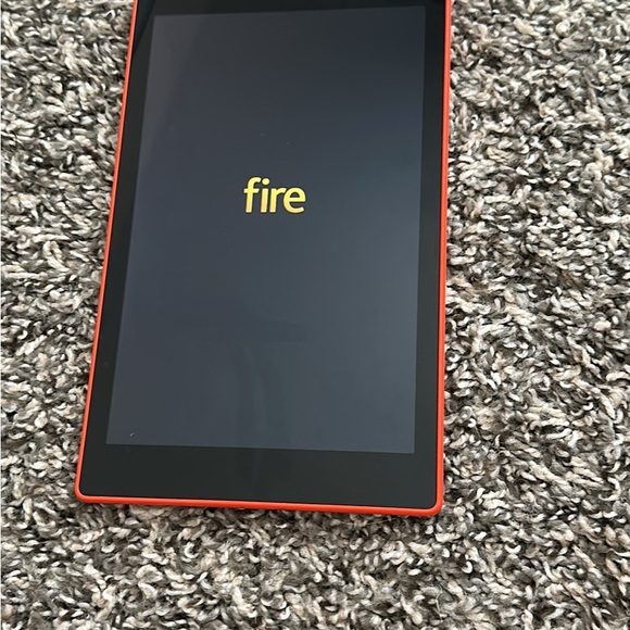 Amazon Fire HD 8 (5th Generation) - Picture 1 of 5